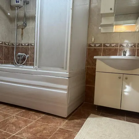 아파트 2 1 Salon 110 M2 Ihtiyaciniz Olan Hersey Mevcuttur Sadece Size Ait Olacaktir *